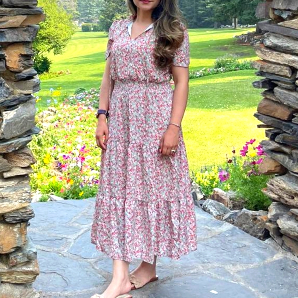 Floral print midi dress in size S
